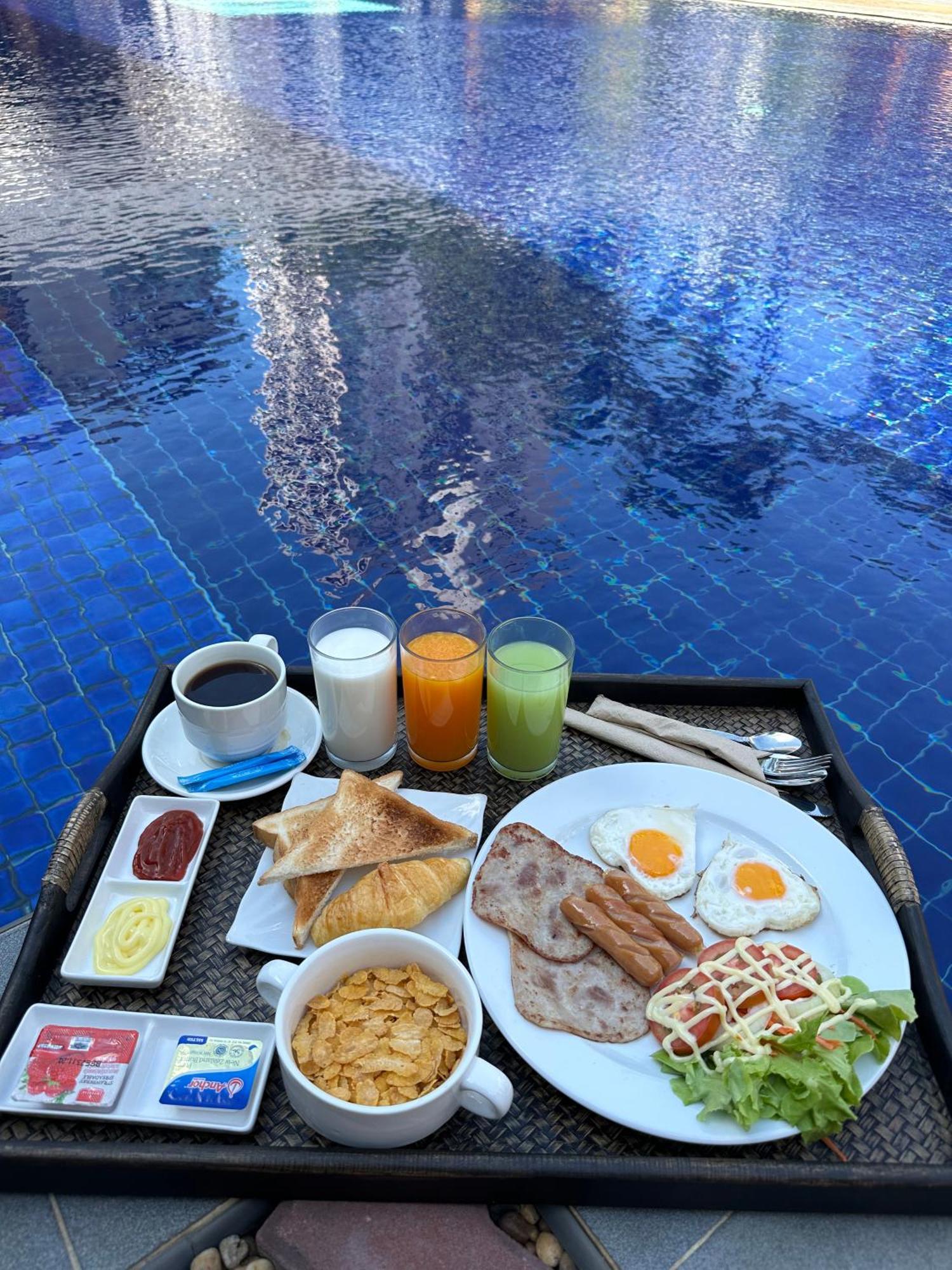 Paradise Land Resort Pattaya Eksteriør billede