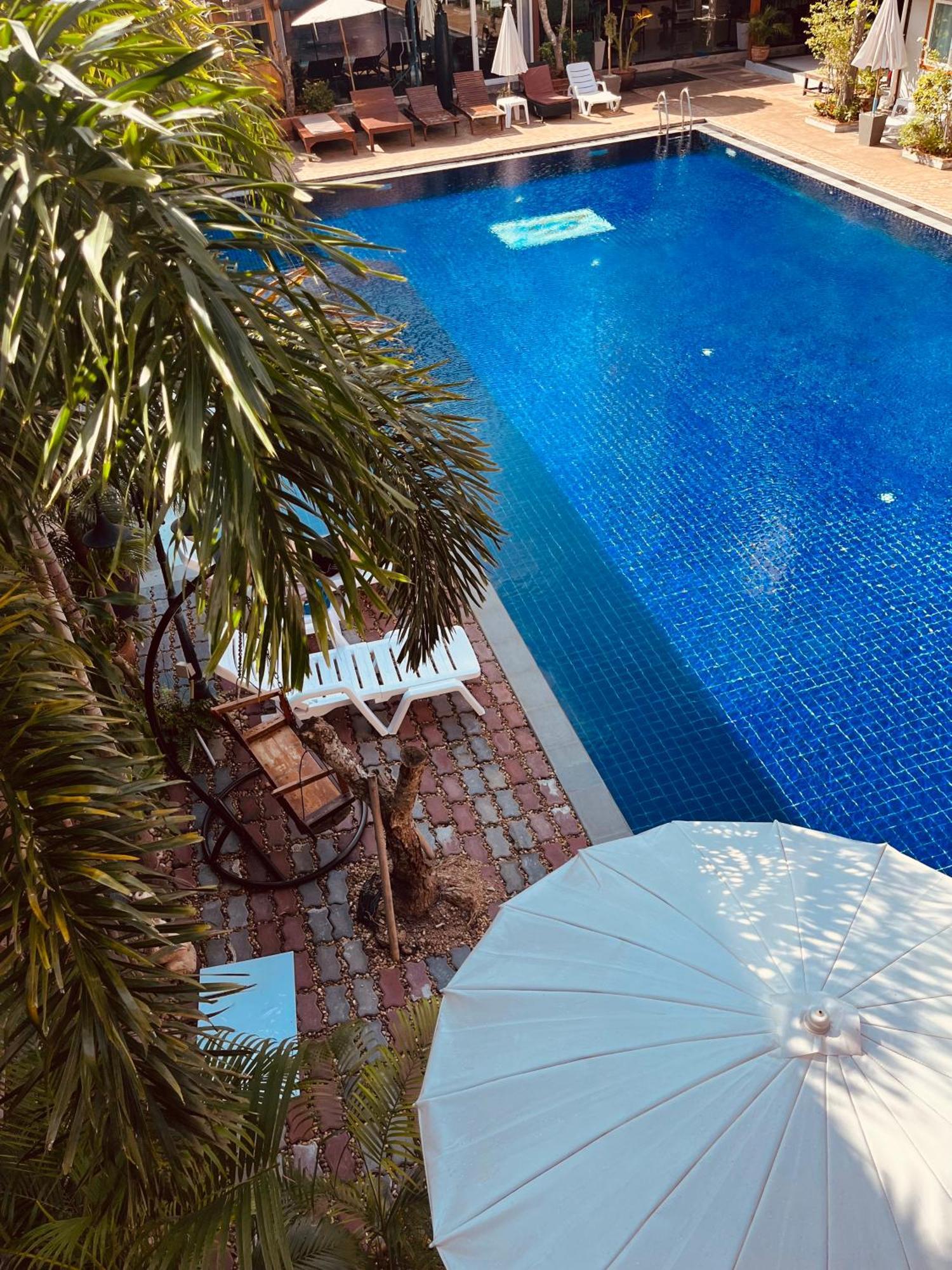 Paradise Land Resort Pattaya Eksteriør billede